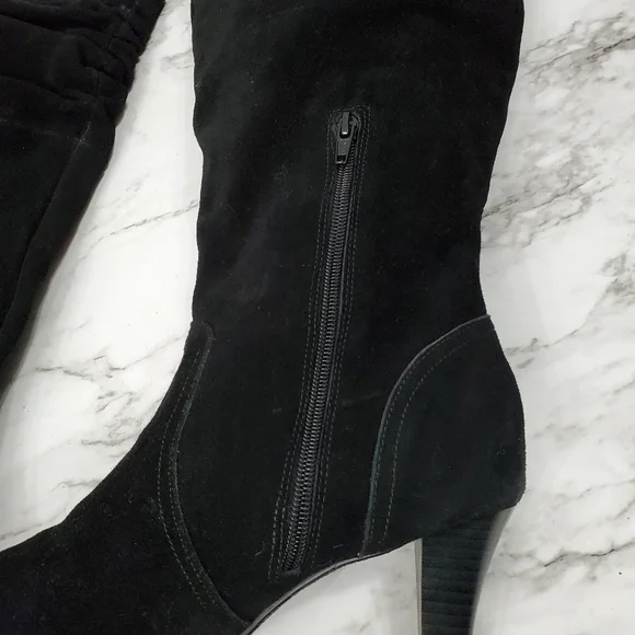 Hot In Hollywood Knee-high Boots - Picture 7 of 11